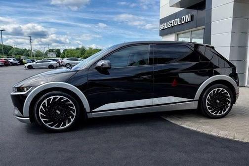 Black 2023 Hyundai IONIQ 5 Limited