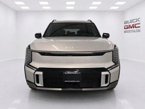 Ivory Silver 2024 Kia EV9 GT-Line
