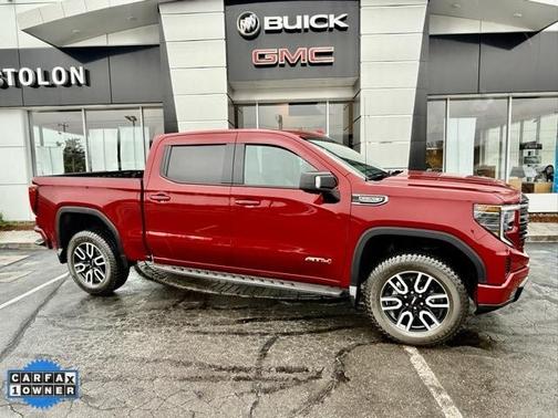 2023 GMC Sierra 1500 AT4