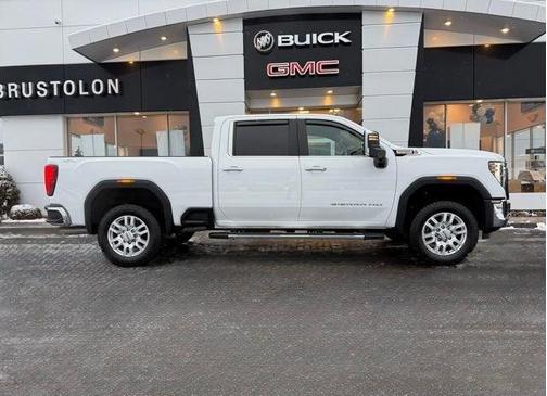 Summit White 2024 GMC Sierra 2500 SLT