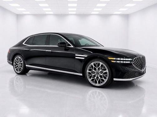 Vik Black 2023 Genesis G90 3.5T e-SC