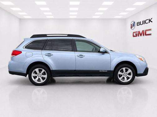 Ice Silver Metallic 2014 Subaru Outback 2.5i Premium