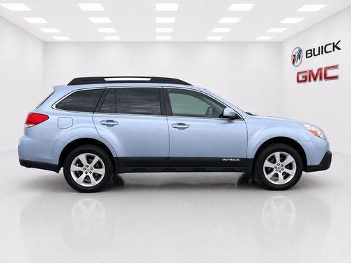Ice Silver Metallic 2014 Subaru Outback 2.5i Premium