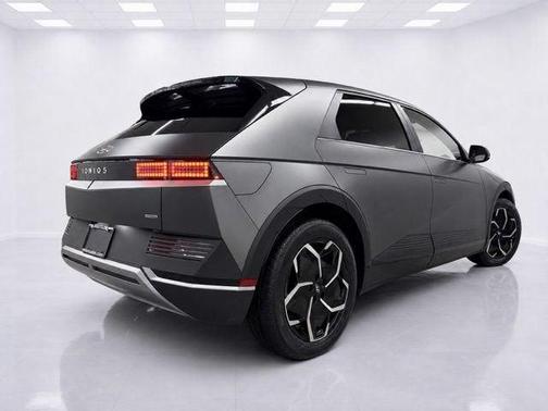 Gray 2023 Hyundai IONIQ 5 SEL
