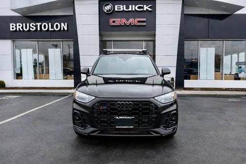 Mythos Black Metallic 2023 Audi SQ5 3.0T Premium Plus