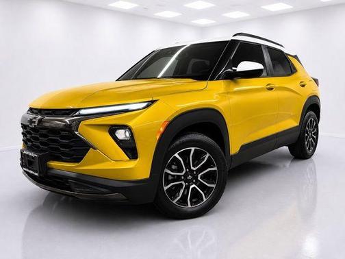 Nitro Yellow 2024 Chevrolet Trailblazer ACTIV