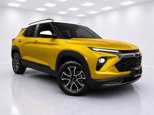 Nitro Yellow 2024 Chevrolet Trailblazer ACTIV
