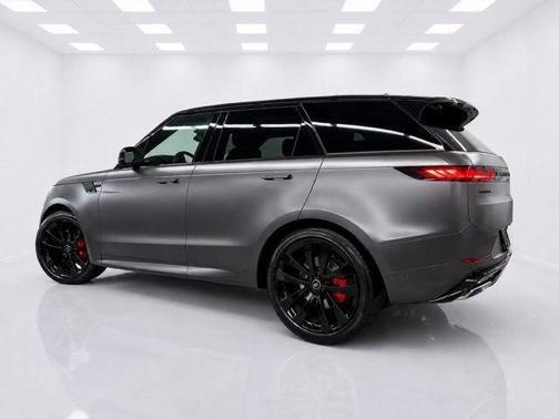 Charente Grey 2025 Land Rover Range Rover Sport P400 Dynamic SE