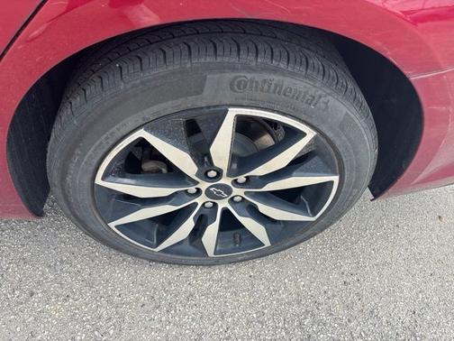 Cherry Red Tintcoat 2021 Chevrolet Malibu RS