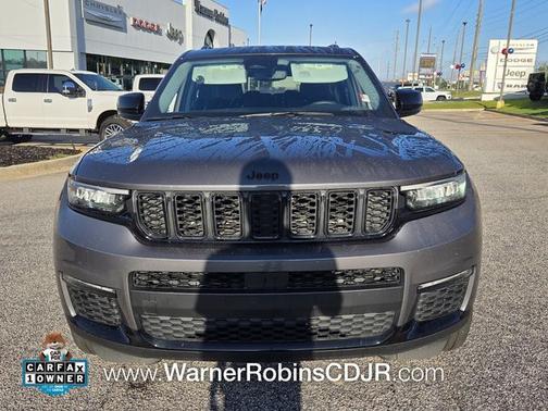 Baltic Gray Metallic Clearcoat 2023 Jeep Grand Cherokee L Limited