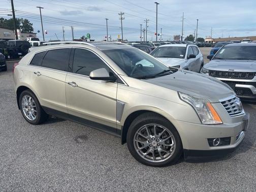 Gold 2015 Cadillac SRX Premium