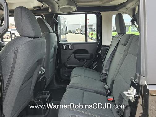 Black Clearcoat 2026 Jeep Wrangler Sport
