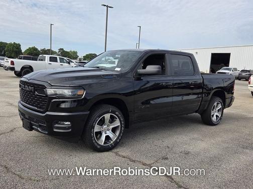 Diamond Black 2026 RAM 1500 Express