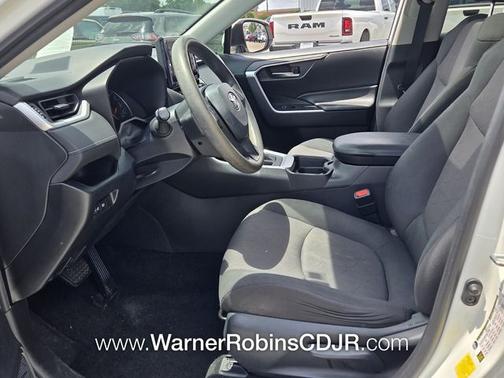 Super White 2019 Toyota RAV4 XLE