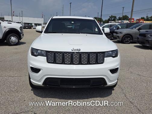 Bright White Clearcoat 2019 Jeep Grand Cherokee Altitude