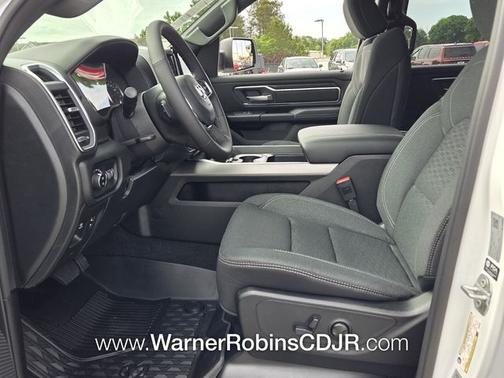 Bright White Clearcoat 2026 RAM 1500 Big Horn/Lone Star