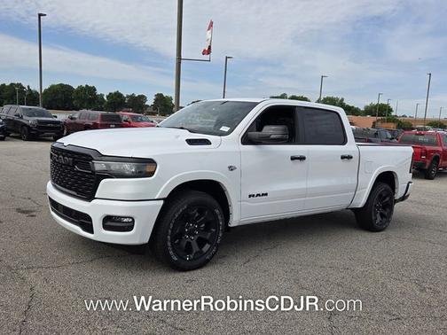 Bright White Clearcoat 2026 RAM 1500 Big Horn/Lone Star