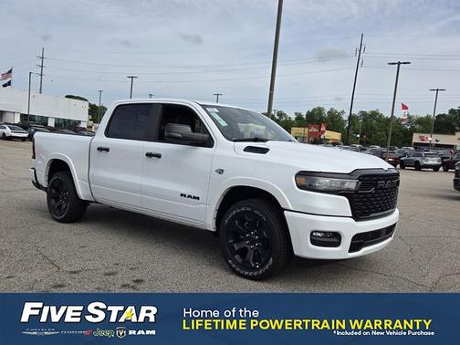 Bright White Clearcoat 2026 RAM 1500 Big Horn/Lone Star