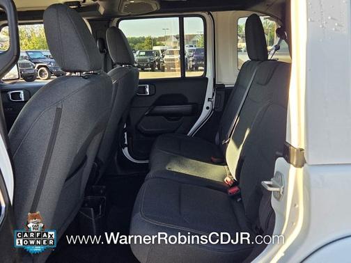 Bright White Clearcoat 2024 Jeep Wrangler Sahara