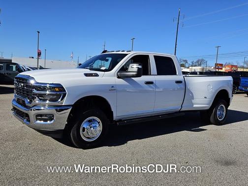 Bright White Clearcoat 2026 RAM 3500 Tradesman