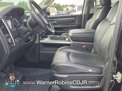 Brilliant Black Crystal Pearlcoat 2016 RAM 1500 Sport
