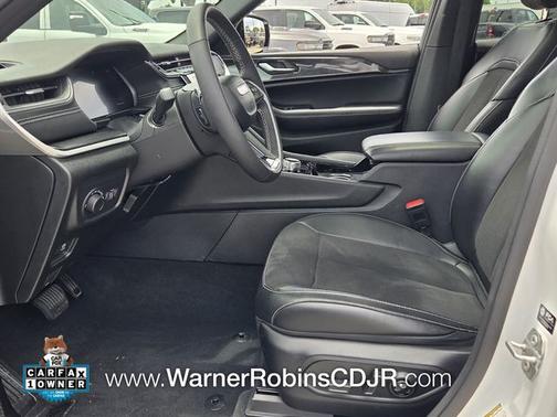 Bright White Clearcoat 2023 Jeep Grand Cherokee Altitude X