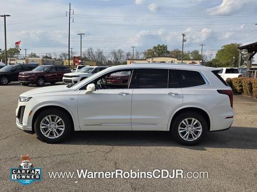 Crystal White 2024 Cadillac XT6 Luxury