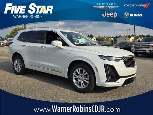 Crystal White 2024 Cadillac XT6 Luxury