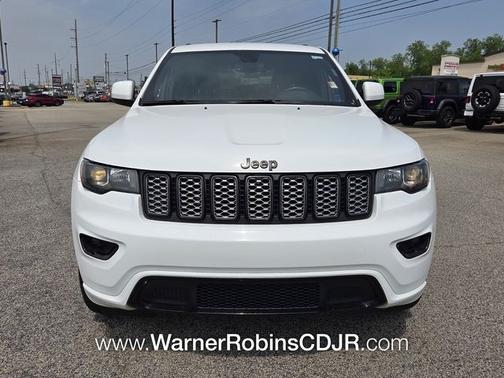 Bright White Clearcoat 2020 Jeep Grand Cherokee Altitude