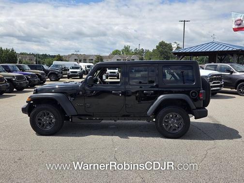 Black Clearcoat 2026 Jeep Wrangler Sport S