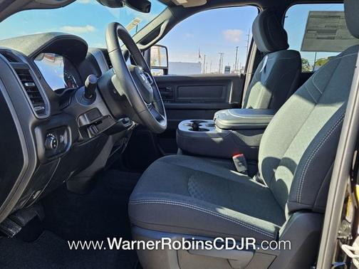 Diamond Black 2026 RAM 2500 Tradesman