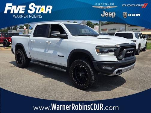 Bright White Clearcoat 2020 RAM 1500 Rebel