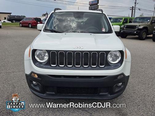 Alpine White 2018 Jeep Renegade Latitude