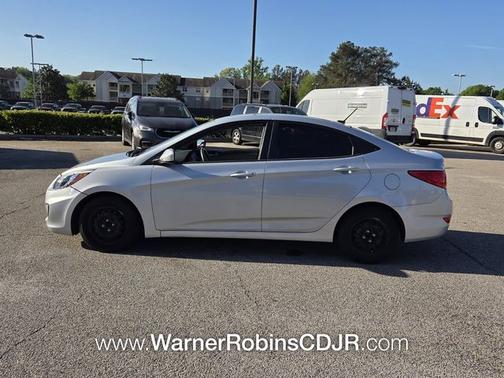 Silver Metallic 2016 Hyundai Accent SE