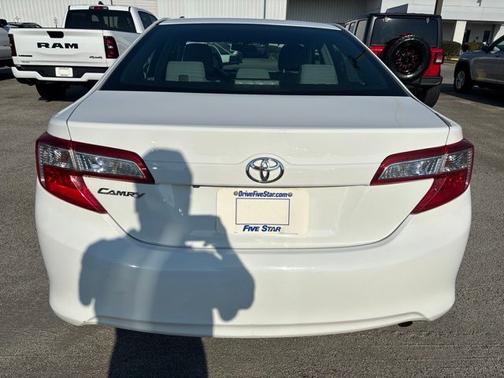 Super White 2014 Toyota Camry LE