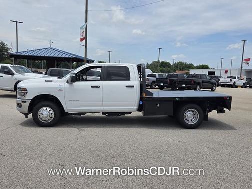 Bright White Clearcoat 2026 RAM 3500 Tradesman