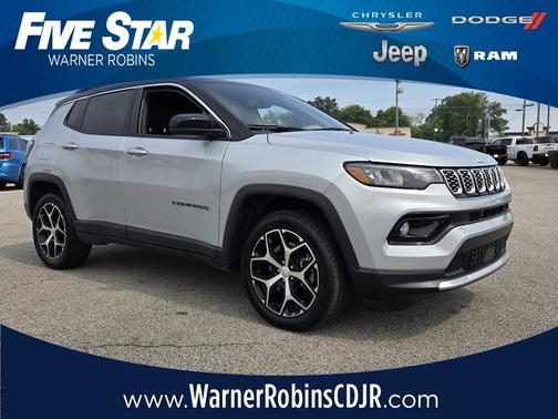 Silver Zynith Metallic Clearcoat 2024 Jeep Compass Limited