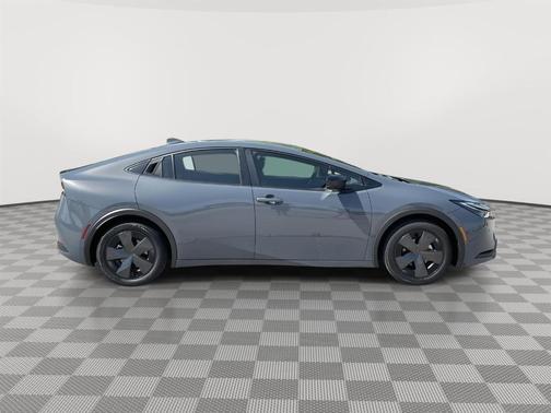 2024 Toyota Prius XLE