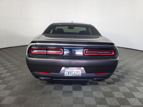 2016 Dodge Challenger R/T