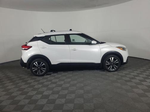 2019 Nissan Kicks SV