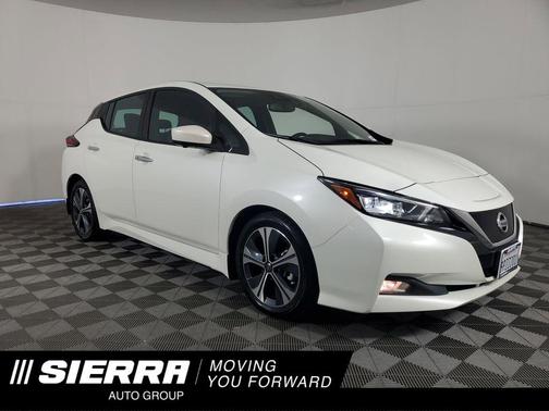 2022 Nissan Leaf SV