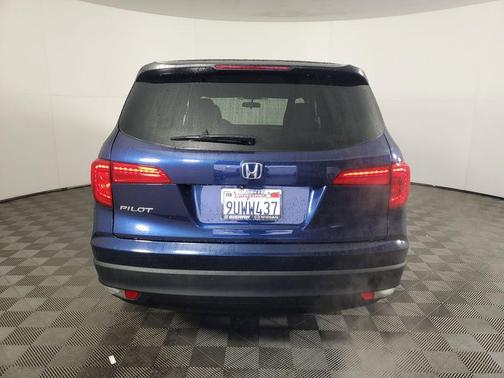 2016 Honda Pilot LX
