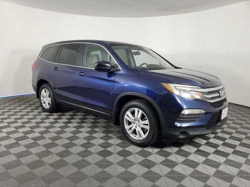 2016 Honda Pilot LX