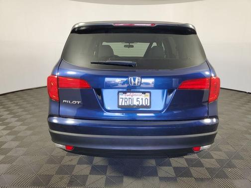 2016 Honda Pilot LX