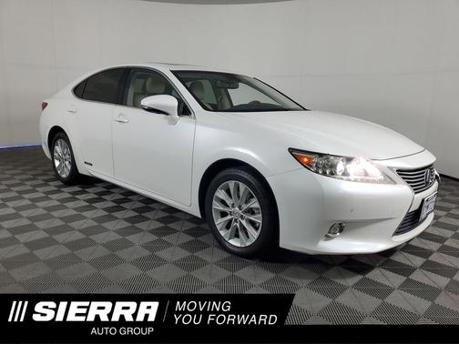 2014 Lexus ES 300h Base