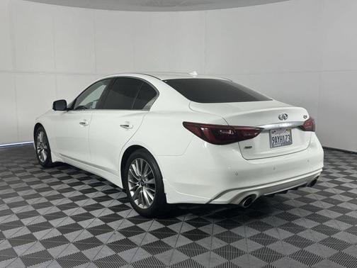 2022 INFINITI Q50 LUXE