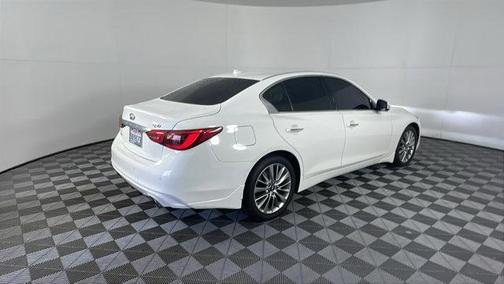 2022 INFINITI Q50 LUXE