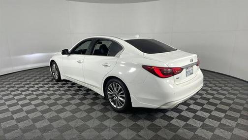 2022 INFINITI Q50 LUXE