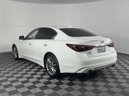 2022 INFINITI Q50 LUXE
