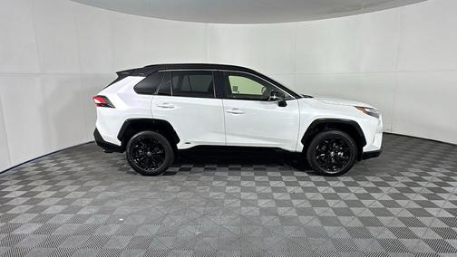 2023 Toyota RAV4 Hybrid XSE